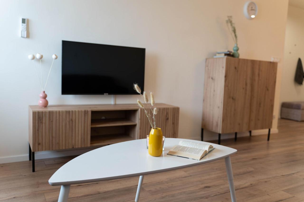 Zlote Krany Apartament Termalny Uniejow Exterior photo